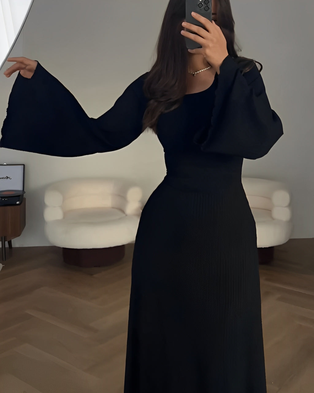 Mechthild | Geripptes Strick-Maxikleid mit Ärmeln