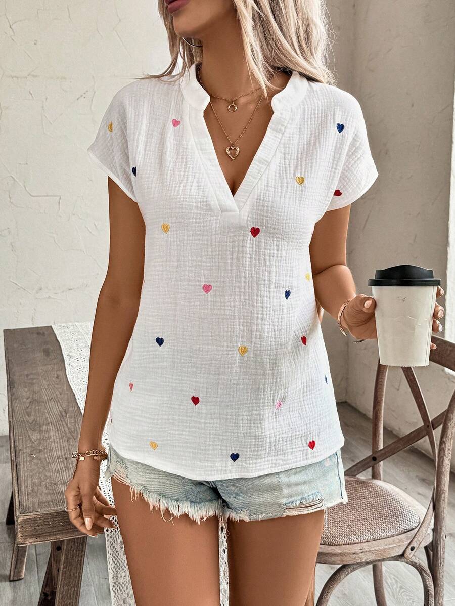 Breezaya Damen Love Stickerei V-Ausschnitt Shirt