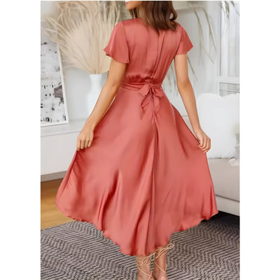 Janina | Midikleid mit Knotendetail