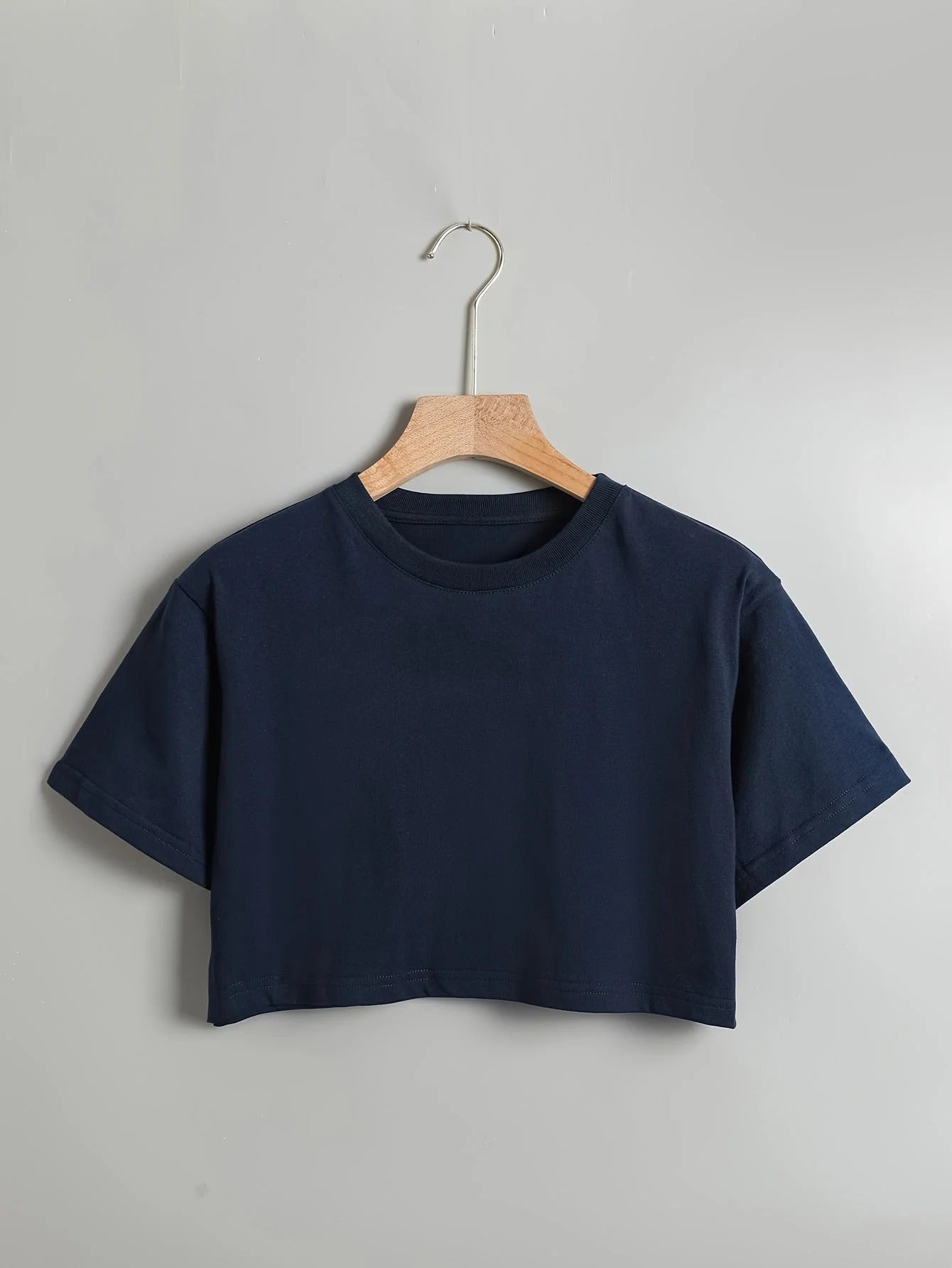 Bernadeth | Luftiges & Stilvolles Crop Top für jeden Tag