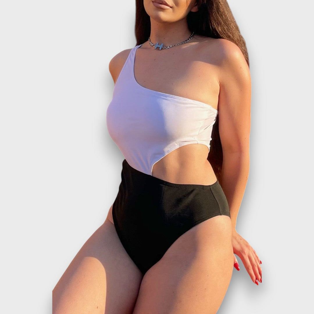 Lior – Asymmetrischer Badeanzug mit Cut-out