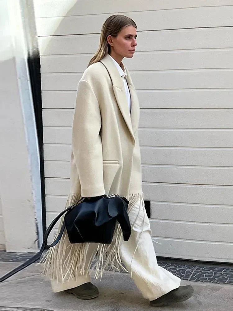 Amparo® | Eleganter und warmer Damen-Wollmantel mit Quastenfransen