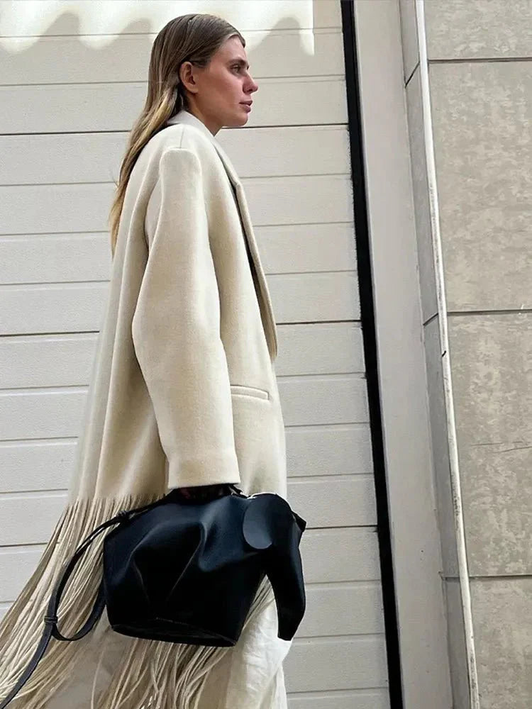 Amparo® | Eleganter und warmer Damen-Wollmantel mit Quastenfransen