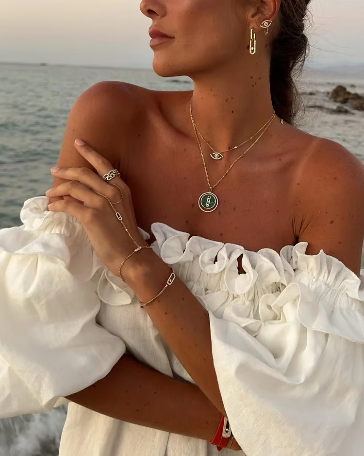 Valex Kleid – Leinenleicht. Schulternfrei. Sommertraum.