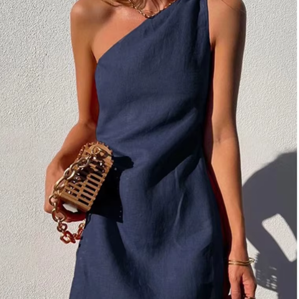 SÁRIA – DAS ASYMMETRISCHE STATEMENT-KLEID FÜR STARKE AUFTRITTE