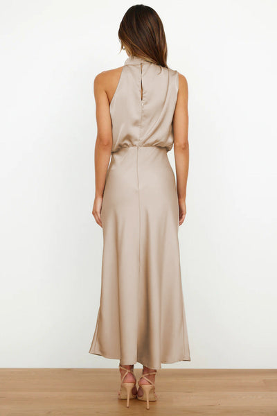 Rebecca | Halterneck Satin Maxikleid