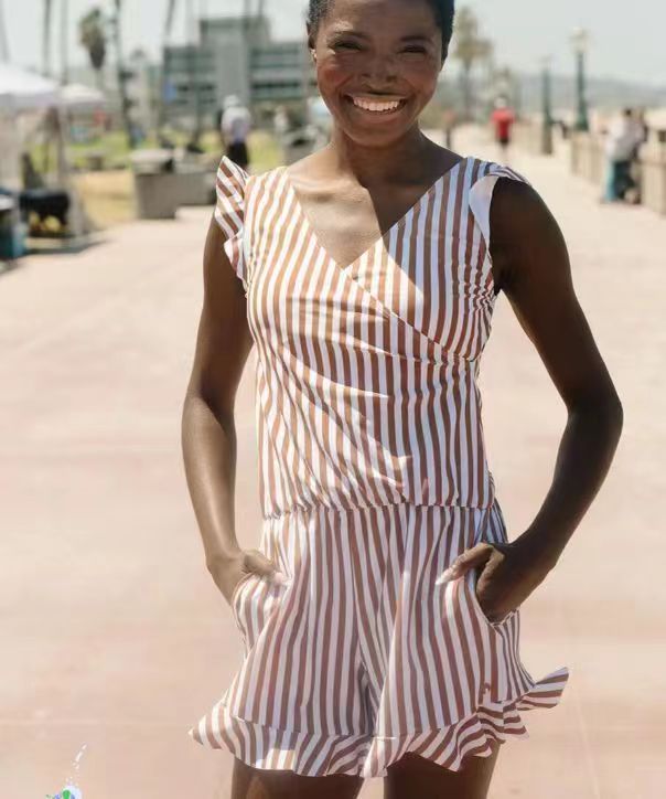 Nicole | Einteiliger Badeanzug mit Eingebautem BH und Boxer-Print