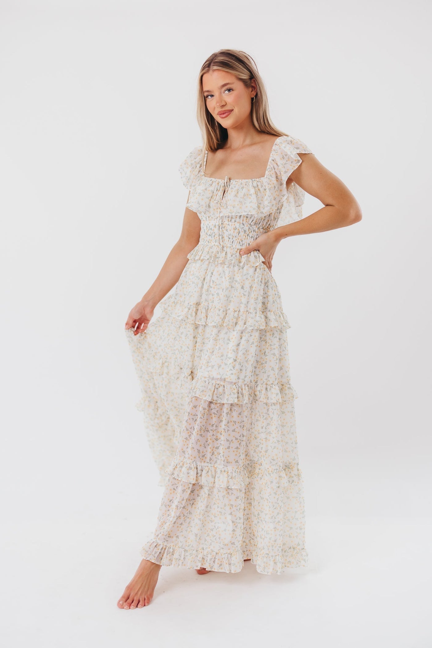 Astrid Maxikleid mit Rüschendetail in gelbem Blumenmuster – stoßfreundlich (geringer Lagerbestand)