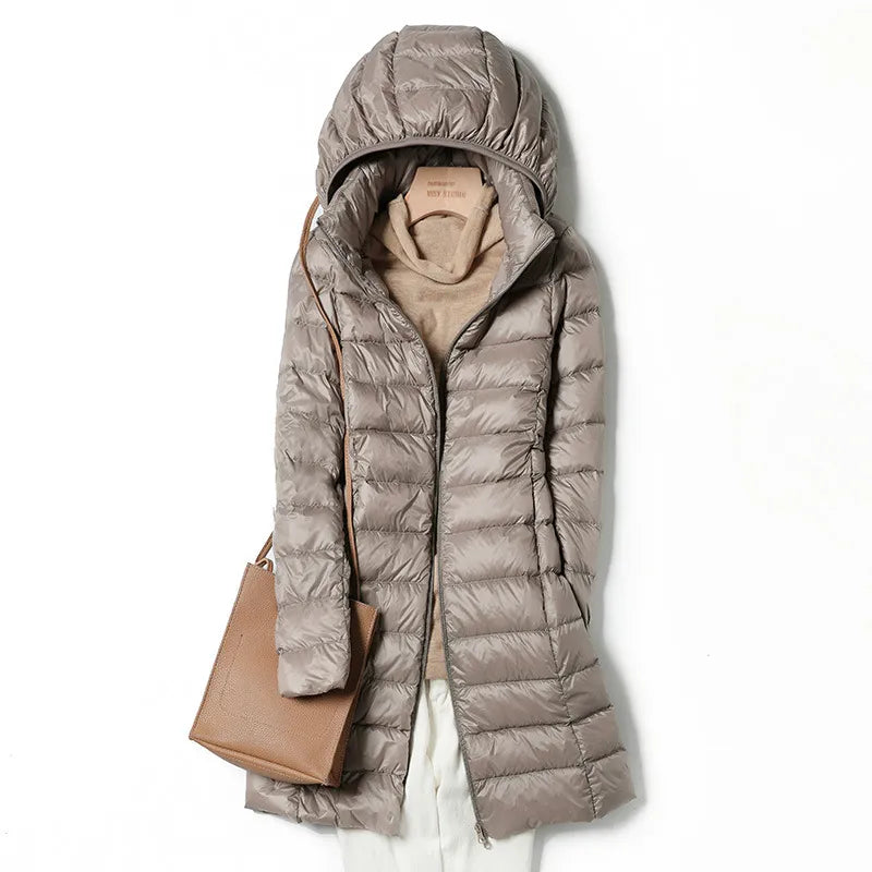 Nina® | Ultraleichte Tallalasse-Kapuzenjacke