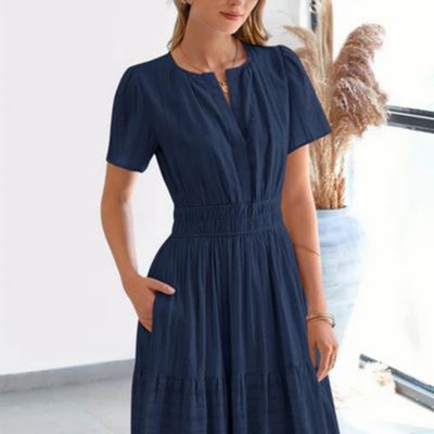 LYA – DIE SOMMERROBE FÜR EINE ROMANTISCHE UND SCHWUNGVOLLE SILHOUETTE