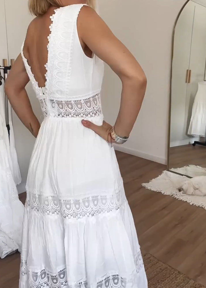 Lynn - Sommerkleid mit stilvollem Spitzenbesatz