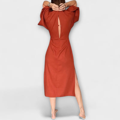 Holly - Entspanntes V-Ausschnitt-Kleid mit Taillengürtel