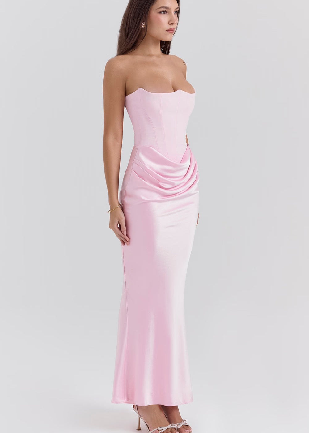 Vanessa - Elegantes und Schickes Maxikleid