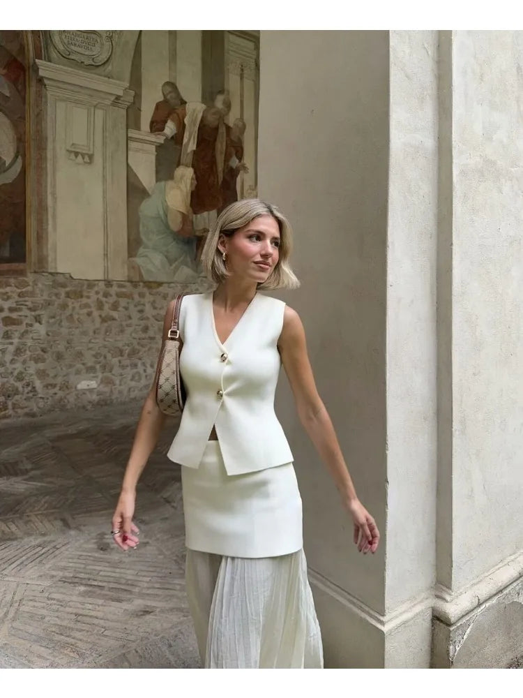 Ärmellose Damen-Strickweste mit Knopf-Front