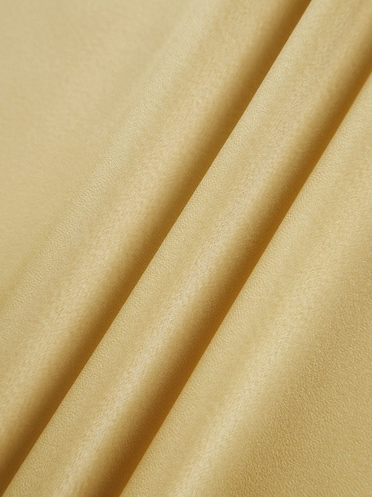 Leonie | Rückenfrei Satin Maxikleid mit zarten Spaghettiträgern – Eleganz & Glamour