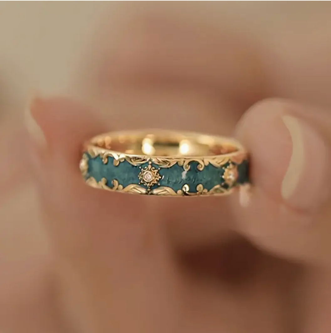 Eleganter Vintage Ring mit Eleganten Designs