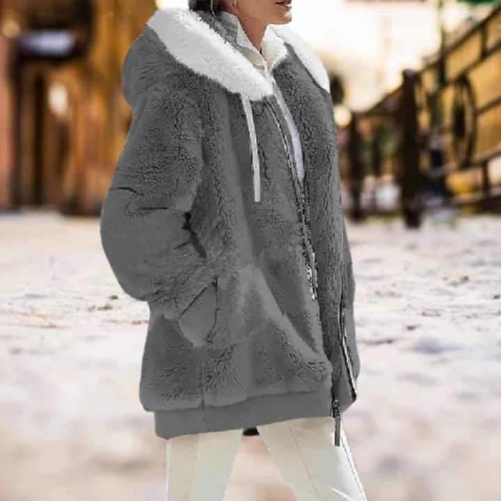 Elsa® | Winter-Hoodie aus hellblauem Fleece
