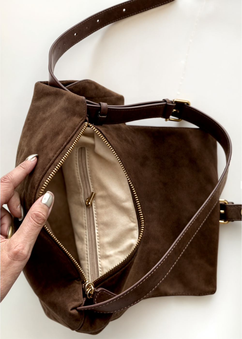 Umhängetasche Damen Wildleder – Vegane Crossbody Tasche Braun Kompakt