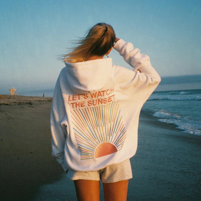 Hailey® | Stylischer Kapuzenpullover mit Buchstaben