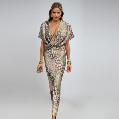 Kelsey – Maxi-Kleid mit V-Ausschnitt und gedrehtem Design