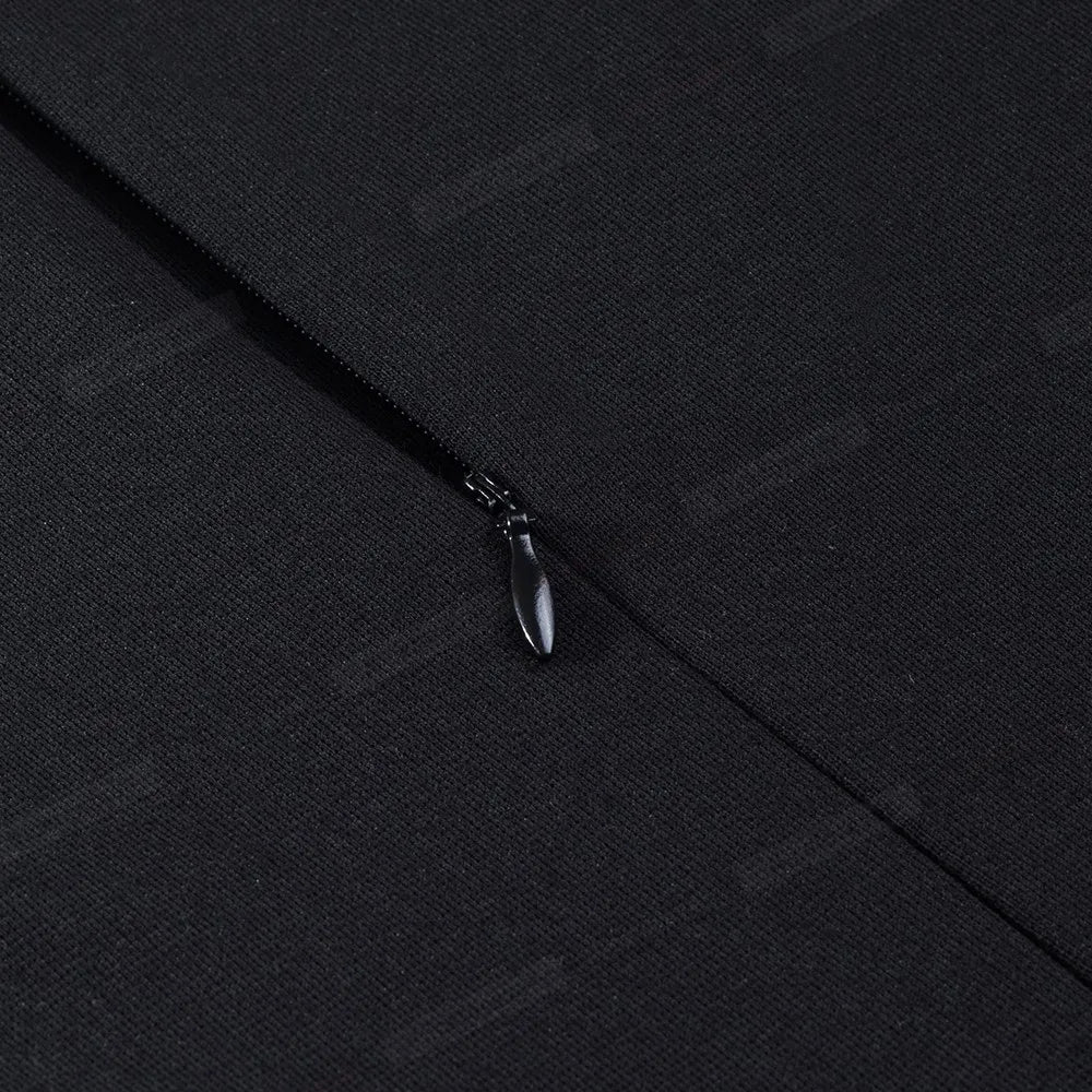 Nikki | Kleid mit tiefem V-Ausschnitt