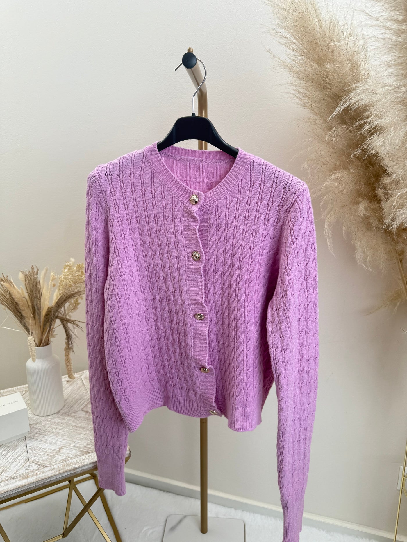 Cardigan mit Goldknöpfen