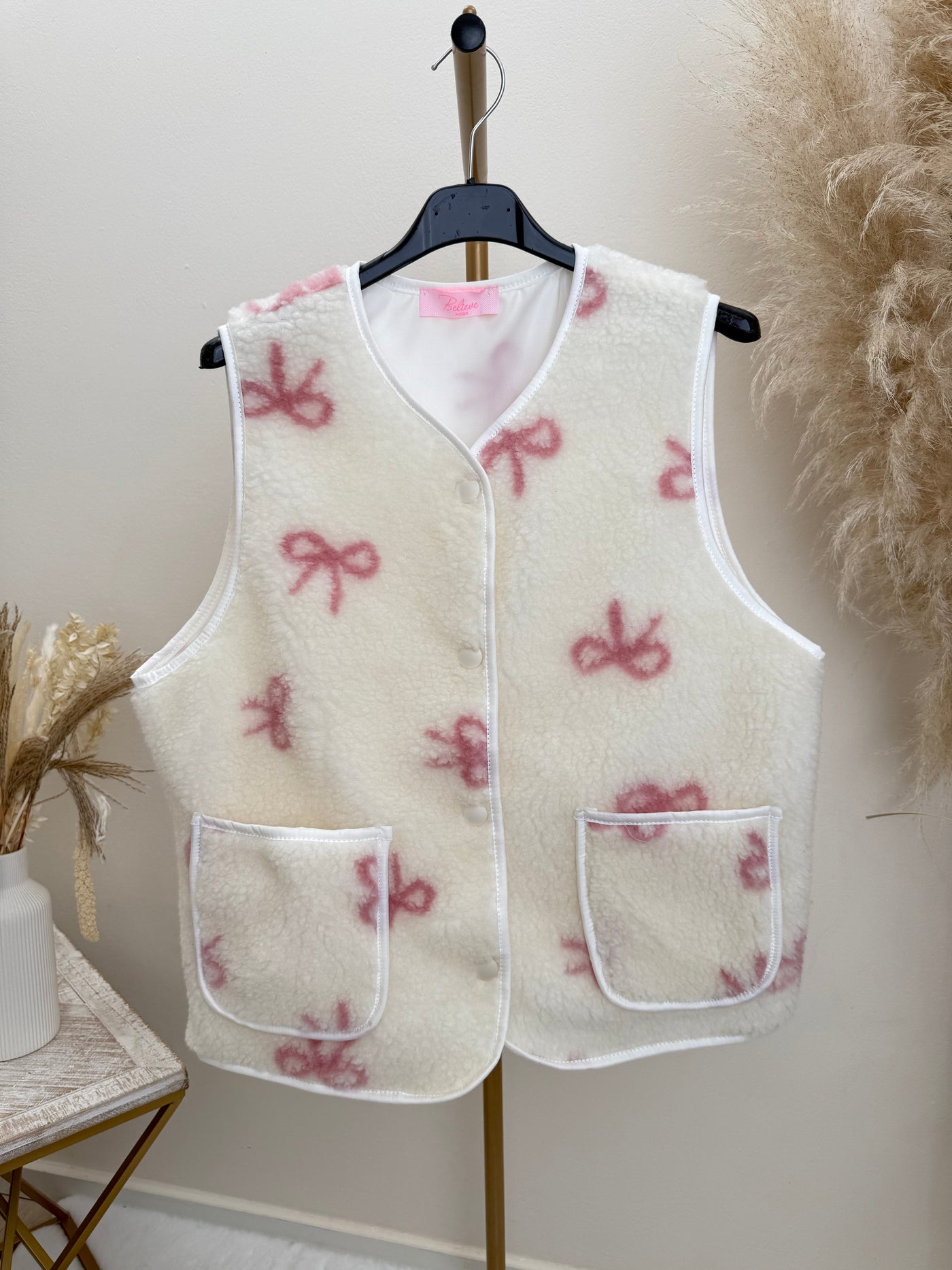 Teddy-Weste Schleifen-Print