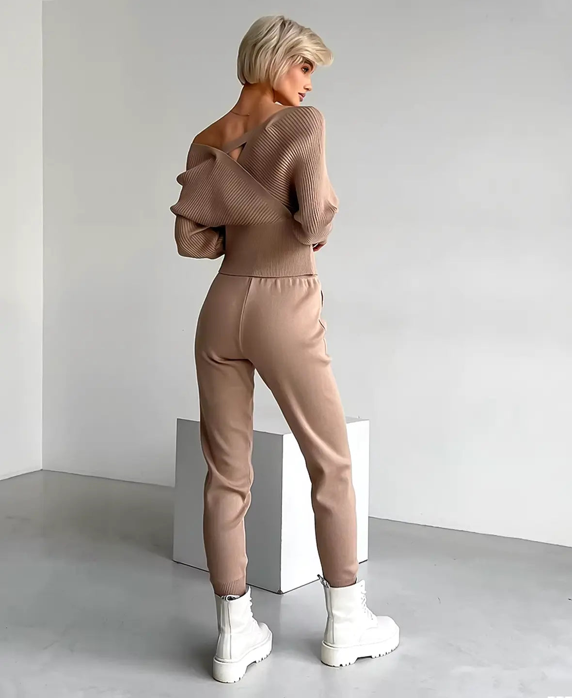 Catalina® | Geripptes, schulterfreies Strickset