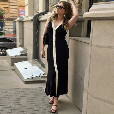 Ines | Ärmelloses Kleid mit V-Ausschnitt