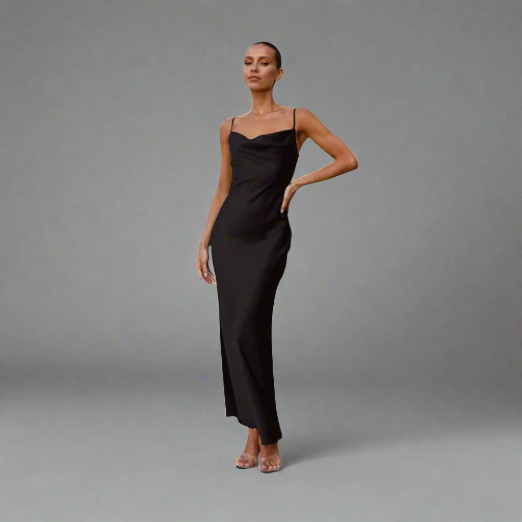 Claudia | Elegantes Satin-Kleid für unvergessliche Anlässe