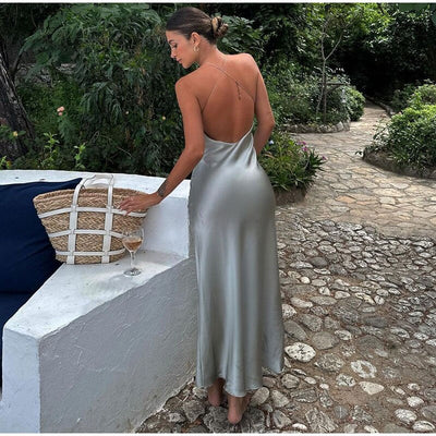 Neylith -  ÄRMELLOSES KLEID – PURE ELEGANZ FÜR BESONDERE ANLÄSSE