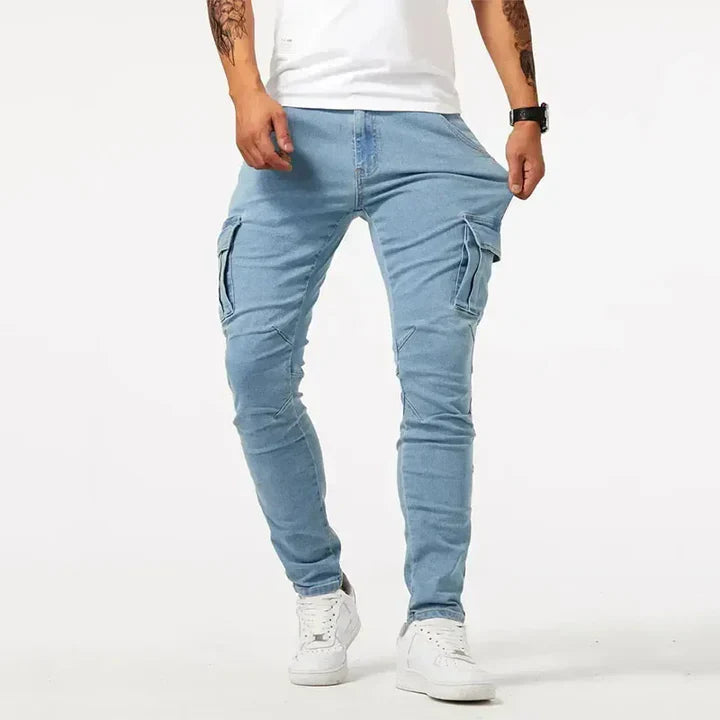 Konisch zulaufende Cargo-Denim-Jeans