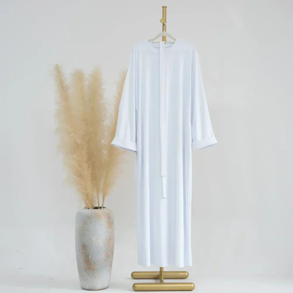 Ariane - Elegante gestrickte Abaya mit Gürtel und Seitentaschen