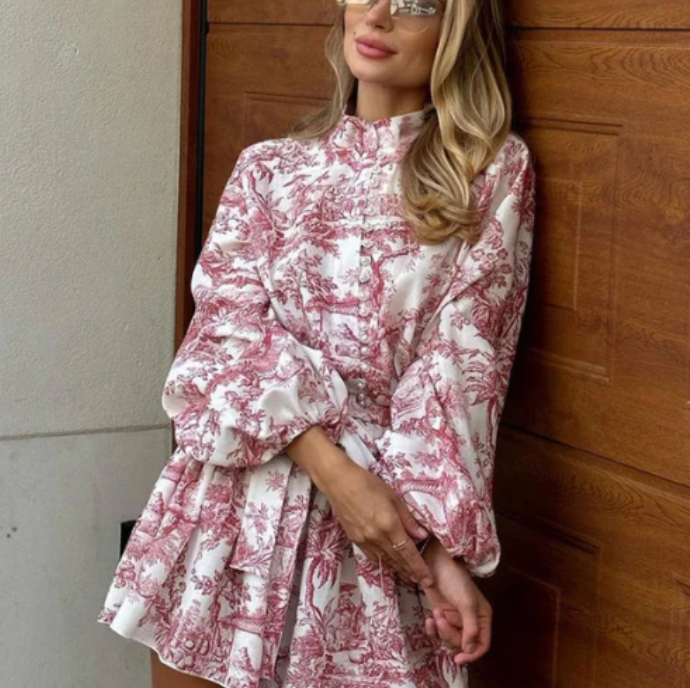 Elegantes Sommerkleid mit Puffärmeln & Plisseerock