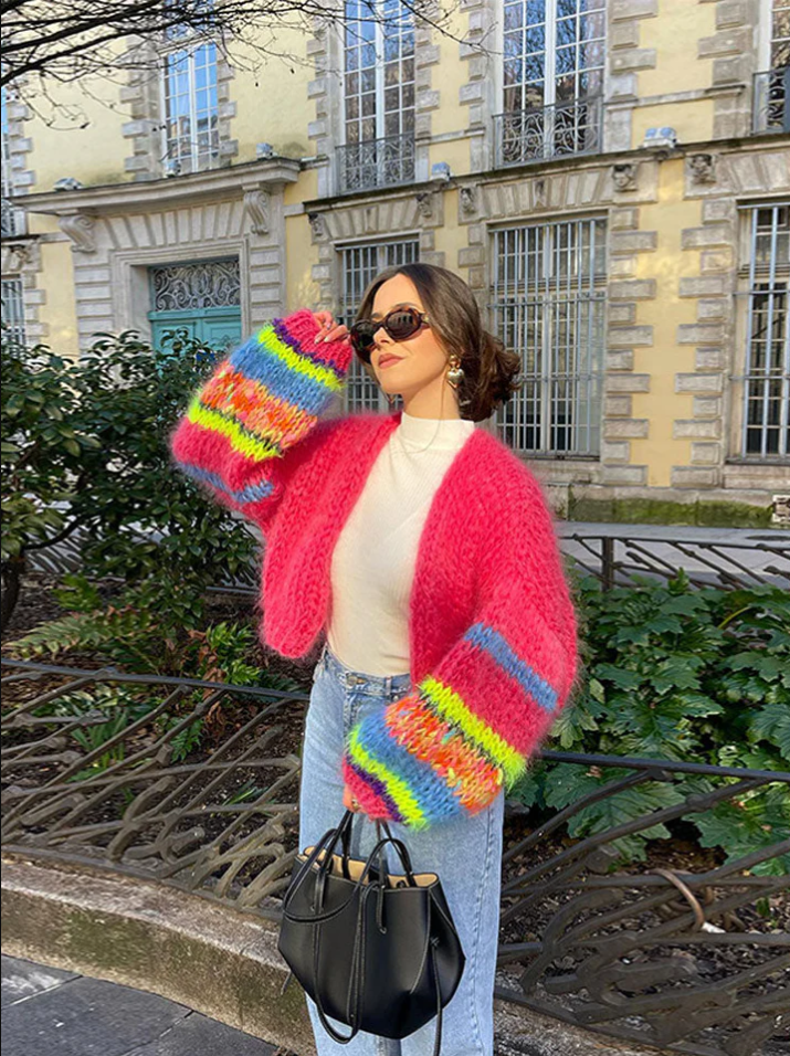 Vivienne | Maßgeschneiderte und elegante Winter-Strickjacke