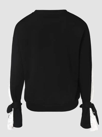 Taft – stylische spitzenbluse mit floralem muster