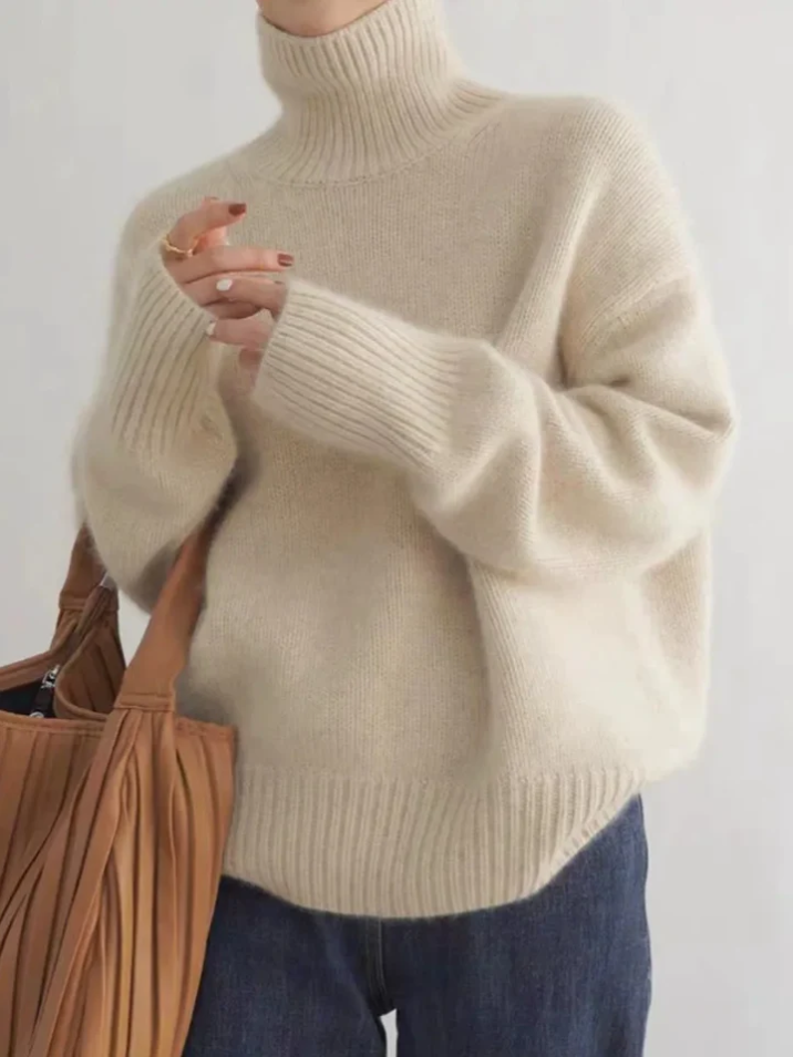 Ayla | Moderner und vielseitiger Winterpullover