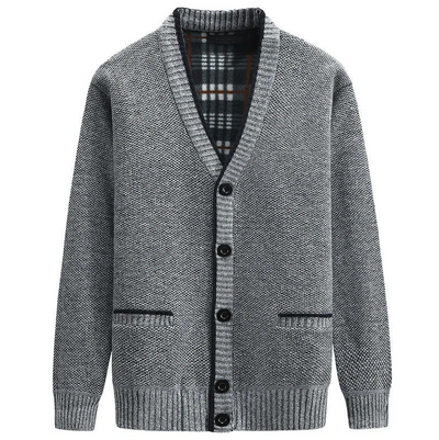 Tomislava | Vielseitige und bequeme Winter-Strickjacke