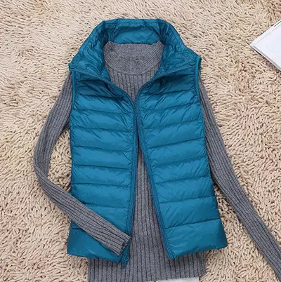 Divya | Klassische und stilvolle Winter-Strickjacke