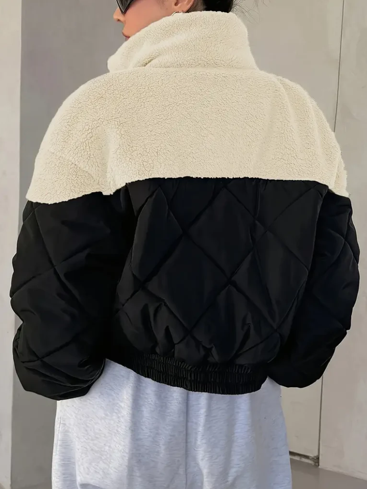 Crescent | Trendiges und elegantes Winterkleidungsstück