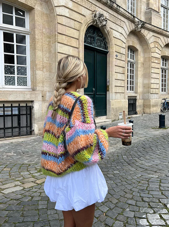 Vivienne | Maßgeschneiderte und elegante Winter-Strickjacke