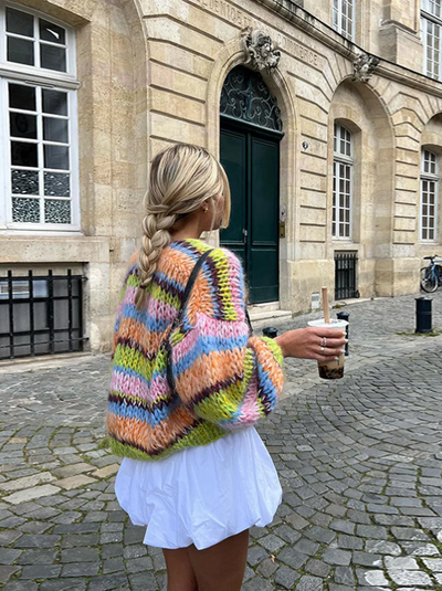 Vivienne | Maßgeschneiderte und elegante Winter-Strickjacke