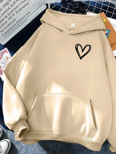 Cristina® | Übergroßer Kapuzenpullover mit Herz-Print für Damen