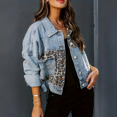 Janina -  Trendige Jeansjacke mit Leopardenmuster