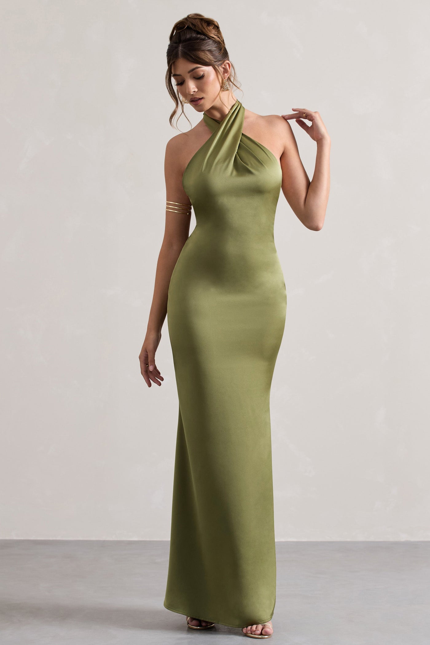Karrie | Langes Neckholder-Kleid Satiniert