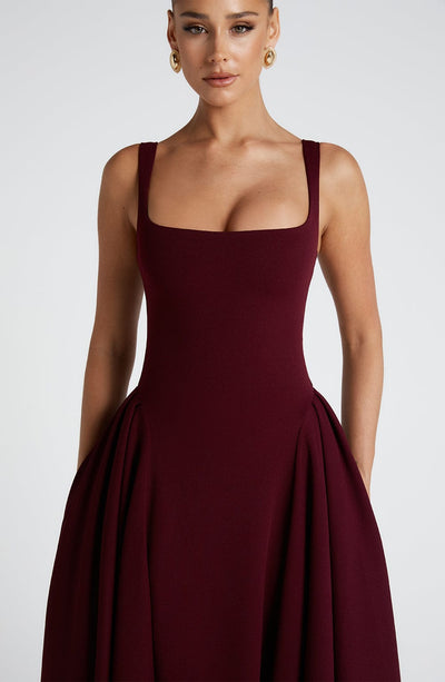 Betty | Kirschlack Midi-Kleid