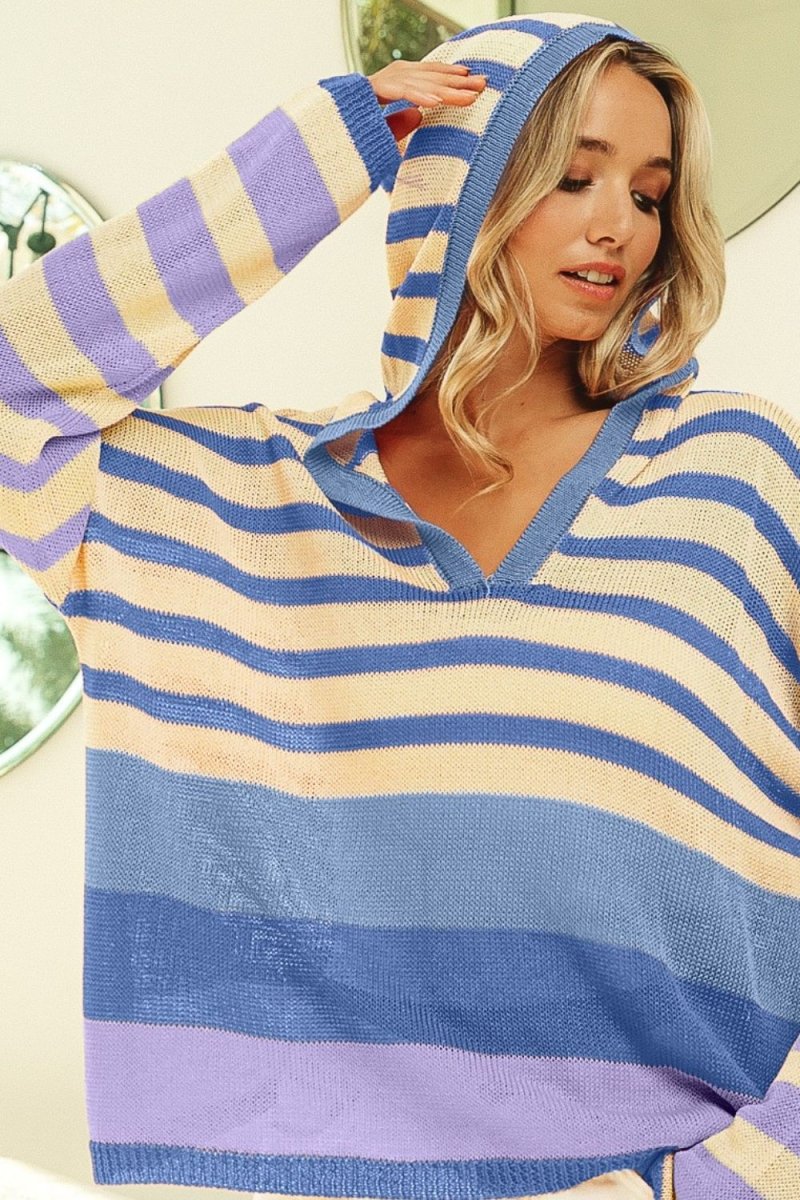 Dolores® | Charmanter, bunt gestreifter und karierter Kapuzenpullover