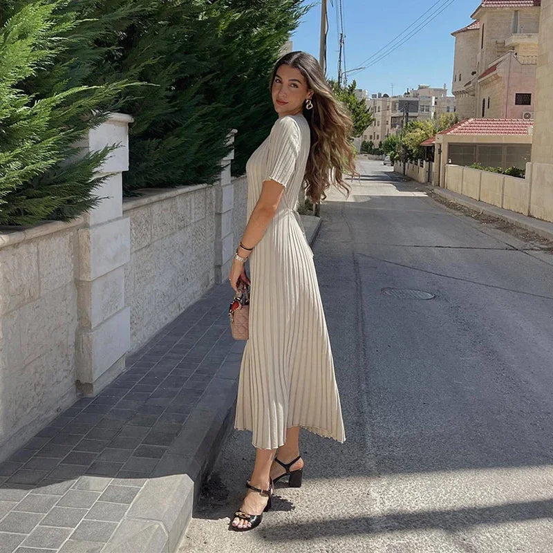 Angela | Einfarbiges Strick-Maxikleid