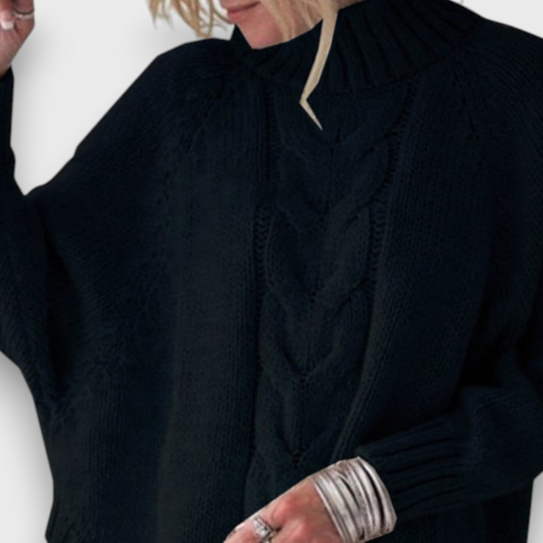 Leandra – Klassischer Rollkragenpullover mit Zopfmuster