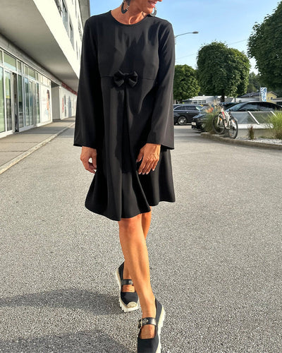 Gisèle - Elegantes Kleid mit Glockenärmeln und Schleife